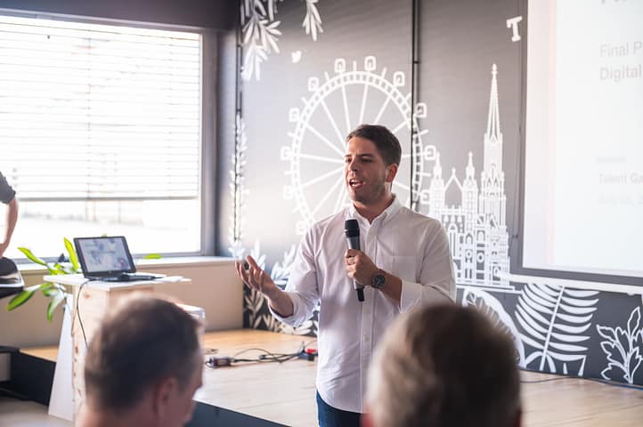 Juan-Guerra-SLKphoto.at_Kreuzberger_Sebastian_webres-0898-min Purpose Business